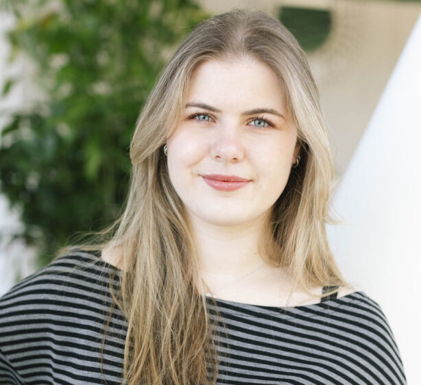 Portraitfoto von LEA-Jugendbeirätin Elena