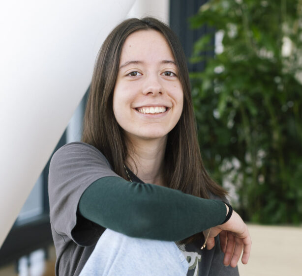 Portraitfoto von LEA-Jugendbeirätin Emilia